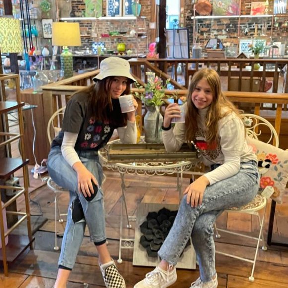 Meet your Posher, Rochelle - Picture 7 of 7